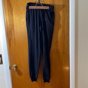 Lululemon On The Fly Jogger